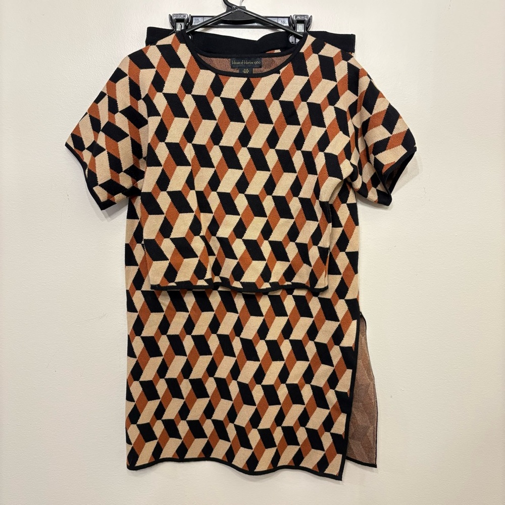 Women's Medium House of Harlow 1960 two piece set, cropped top and midi skirt.